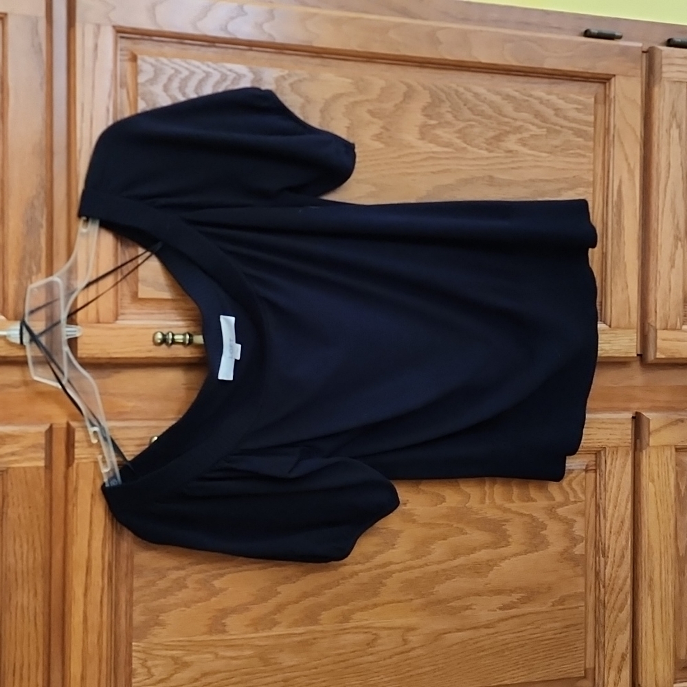 LOFT black crop off shoulder top large
